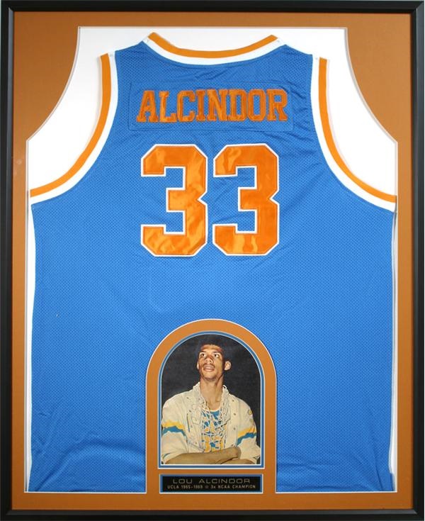 Basketball - Lew Alcindor UCLA Signed Photo & Jersey Display