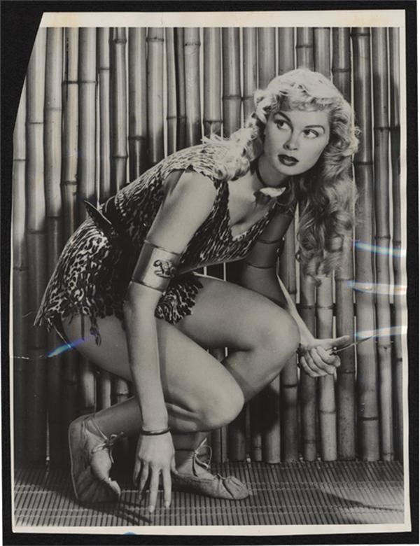 Rock - Definitive Image of Sheena Queen of the Jungle (1955)