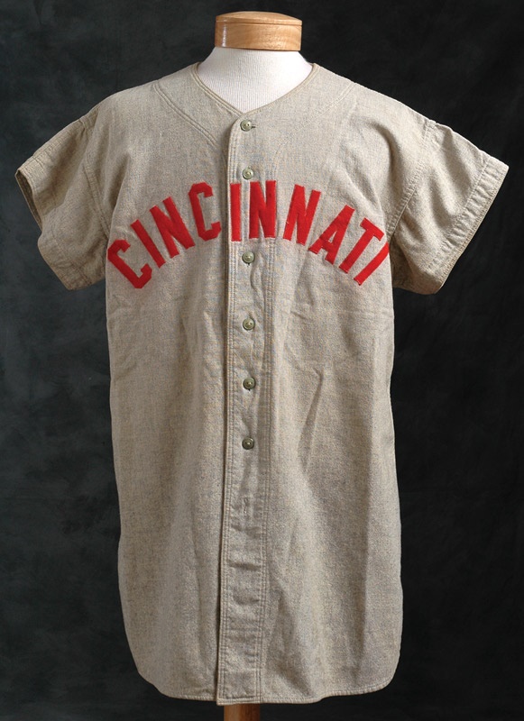 Pete Rose & Cincinnati Reds - 1952 Cincinnati Reds Game Worn Jersey