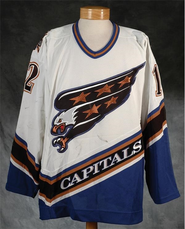 - 1995-1996 Peter Bondra Washington Capitals Game Worn Jersey