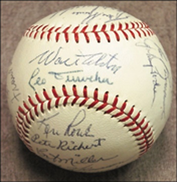 Baseball Autographs - 1963 World Champion Los Angeles Dodgers Signed World SeriesBaseball