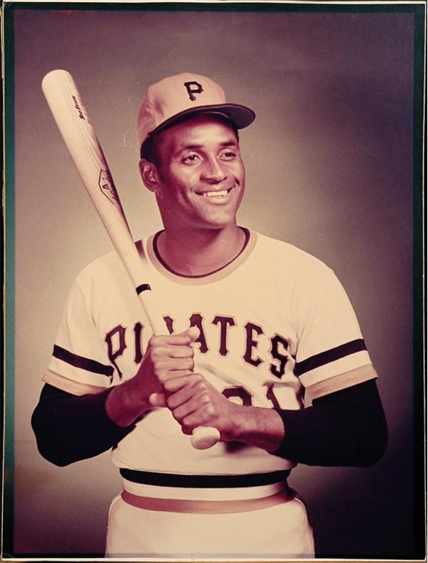 Clemente and Pittsburgh Pirates - Magnificent Roberto Clemente Full Color Studio Portrait