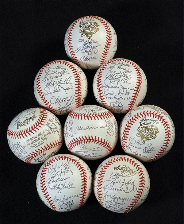 2000 New York Yankees World Series Team Signed Baseballs (9)
