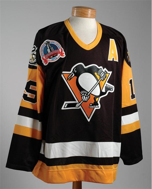 Hockey Equipment - 1992 Bryan Trottier Stanley Cup Finals Team Issued Jersey
