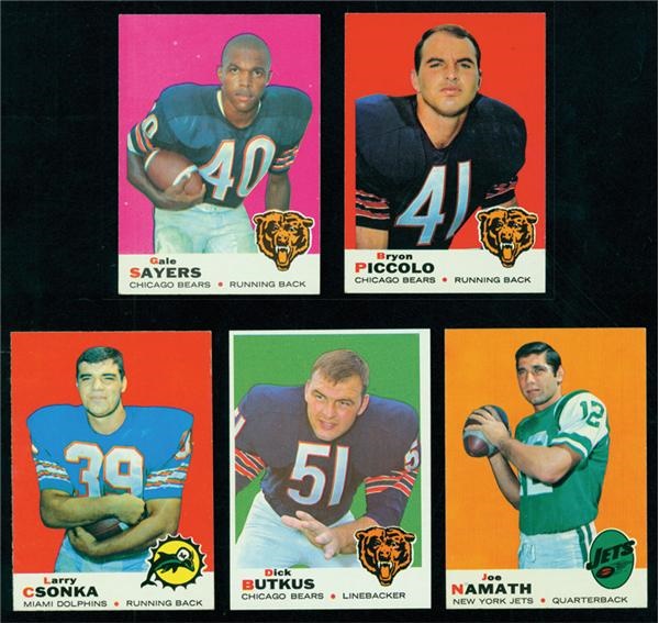 The M Carroll Football Collection - 1969 Topps Football Complete Set With 4 in 1 and Album Set