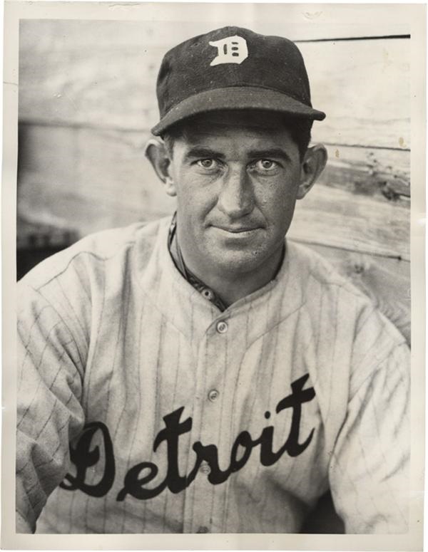 Old Baseball - Mickey Cochrane (1935)