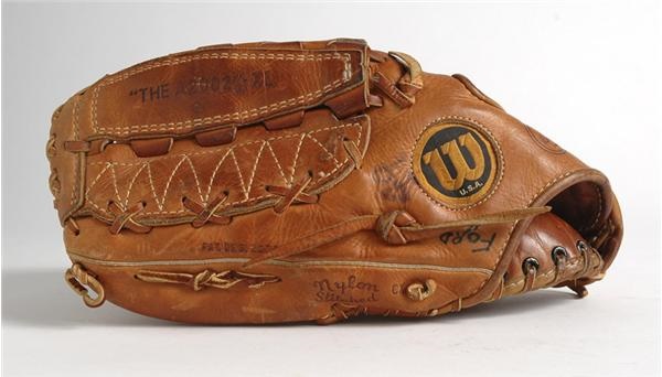 - Whitey Ford/Ron Guidry 1978 Game-Used Glove