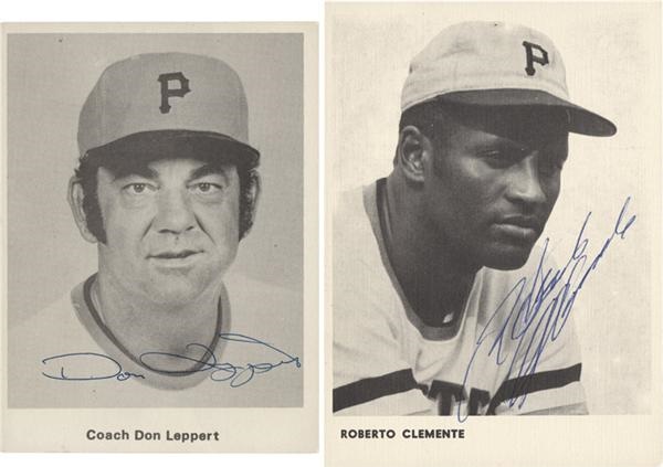 Clemente and Pittsburgh Pirates - Pirates "Autograph Sunday" Signed Photos with Clemente (5)