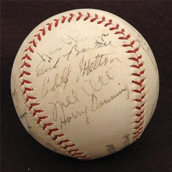 Baseball Autographs - 1937 New York Giants Team Signed Baseball with Mel Ott