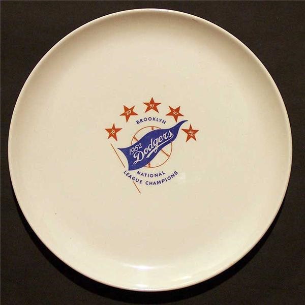Baseball Memorabilia - 1952 Brooklyn Dodgers N.L. Championship Commemorative Plate (10" diam.)