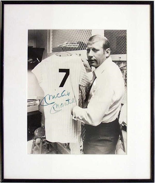 Autographs Baseball - Mickey Mantle Signed Locker Room Photo