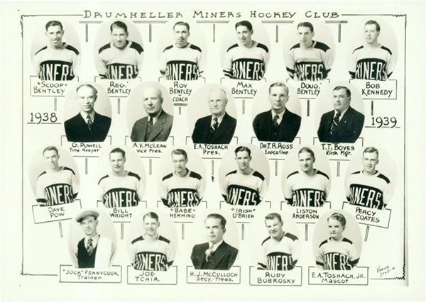 Memorabilia Hockey - 1938-39 Drumheller Miners Team Photo With The Bentley Brothers