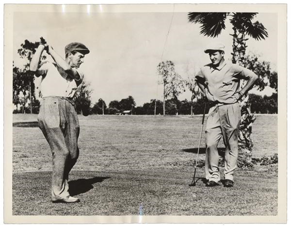 Baseball Memorabilia - Baseball Hall of Famer Paul Waner Golf Photos (9)