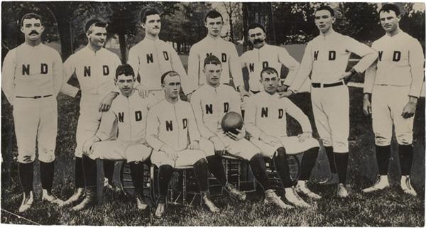 Memorabilia Football - 1888 Notre Dame’s First Football Team Photo