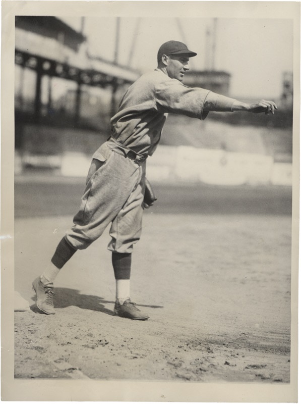 Baseball Memorabilia - Pie Traynor Baseball News Service Photo(1931)