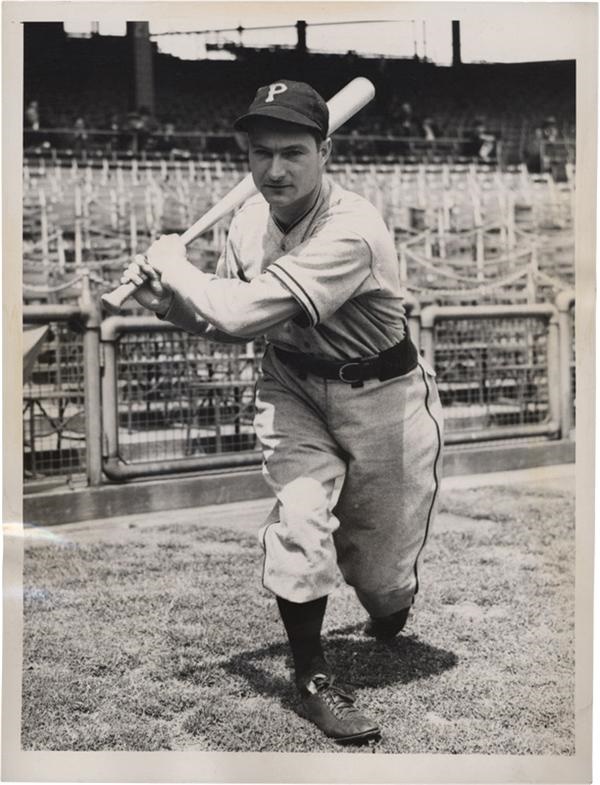 Baseball Memorabilia - Matched Pair of Paul Waner and Lloyd Waner Baseball News Service Photos (2)