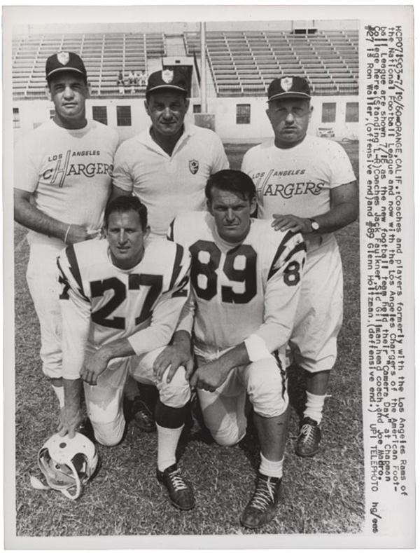 Memorabilia Football - 1960 First Year AFL Photo Lot (12)