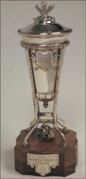 - 1977-78 Montreal Canadiens Prince of Wales Championship Trophy (13")