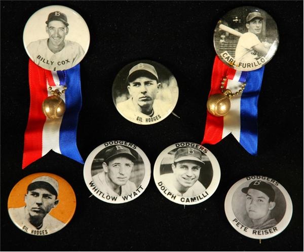 Baseball Memorabilia - 1940-50s Brooklyn Dodgers PM10 Baseball Pins (7).