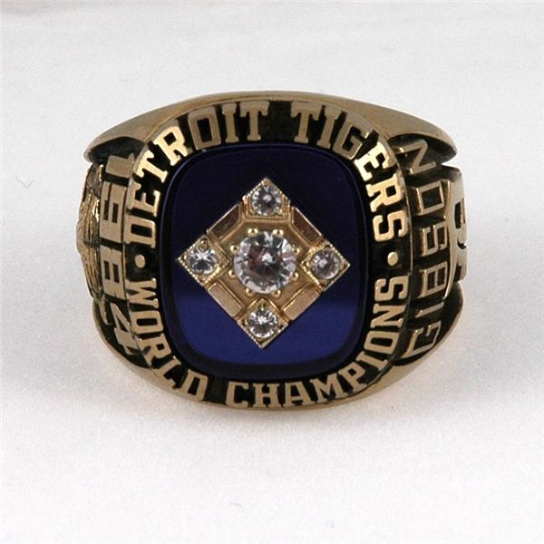 Baseball Memorabilia - 1984 Detroit Tigers World Championship Ring