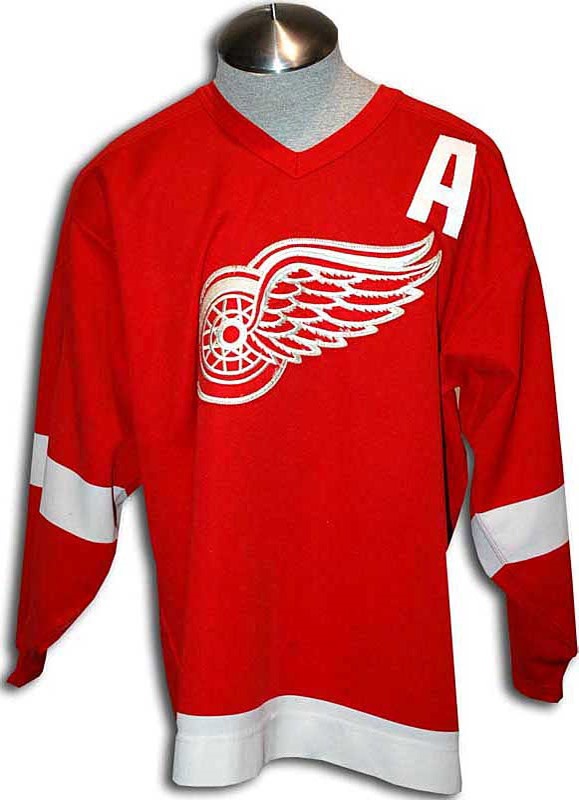 - 1986-87 Mike O' Connell Detroit Red Wings Game Worn Jersey