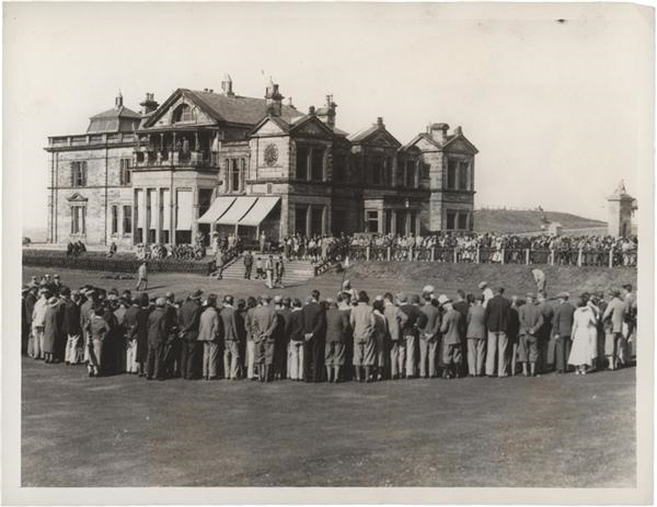 San Francisco Examiner Photo Collection - Sports - 1933 Walter Hagen's Round of 68 at St. Andrews Scotland Golf Wire Photo