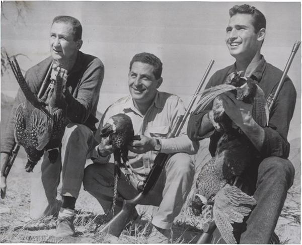 San Francisco Examiner Photo Collection - Sports - Sandy Koufax Hunting Wire Photo (1959)