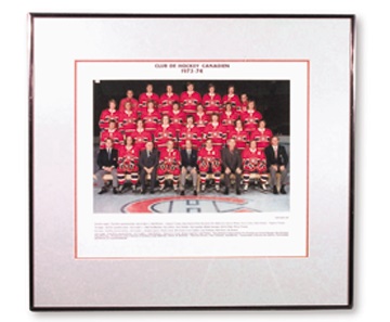- 1973-74 Montreal Canadiens Framed Team Photograph (20x22")