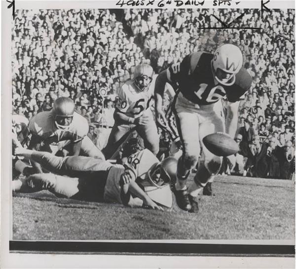 Football - 1960 Rose Bowl Wire Photos (36)