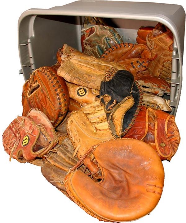 - 1940s-1980s Player Endorsed Baseball Glove Collection (24)