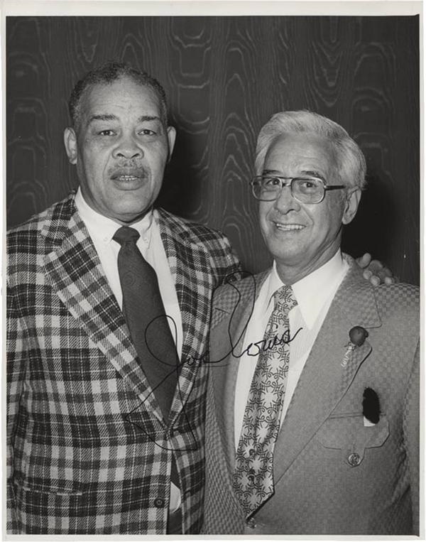 Joe Louis Boxing Signed 8 x 10 Photo