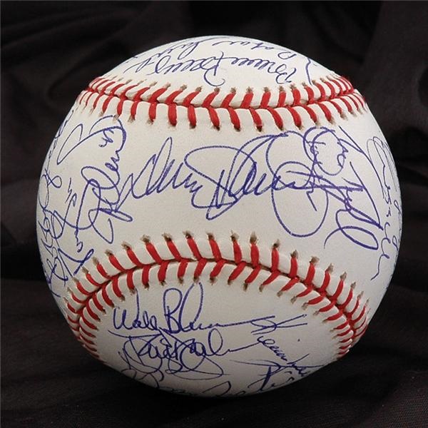 Baseball Autographs - Mint 1986 World Champion New York Mets Team Signed Baseball
