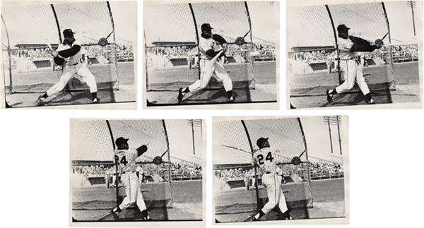 Willie Mays - 1960 Willie Mays in the Batting Cage (5 photos)