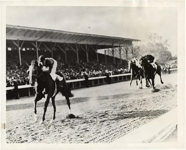 Horse Racing - Whirlaway Wins 1941 Preakness