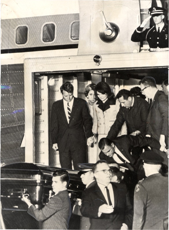 - RFK and Jackie Kennedy Take JFK’s Body Home