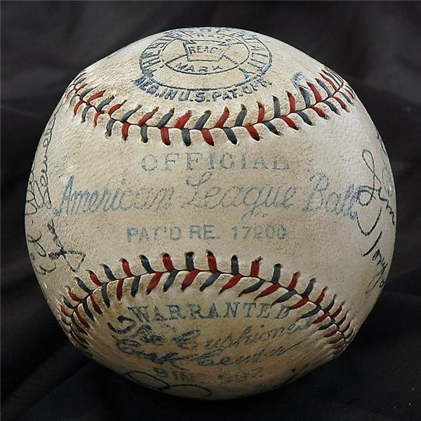 NY Yankees, Giants & Mets - 1931 New York Yankee Team Signed Baseball