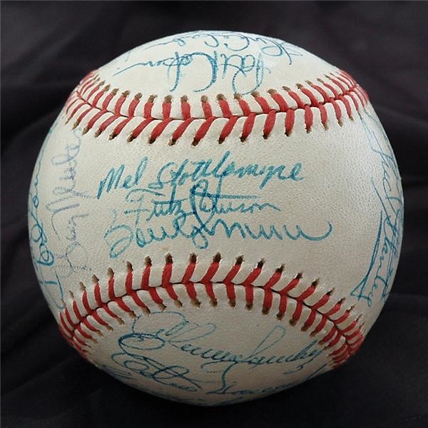 NY Yankees, Giants & Mets - 1973 New York Yankees Team Signed Baseball with Thurman Munson