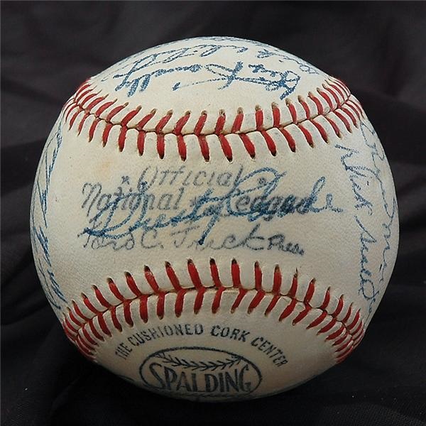 Baseball Autographs - Mint 1950 Philadelphia Phillies Team Signed Baseball