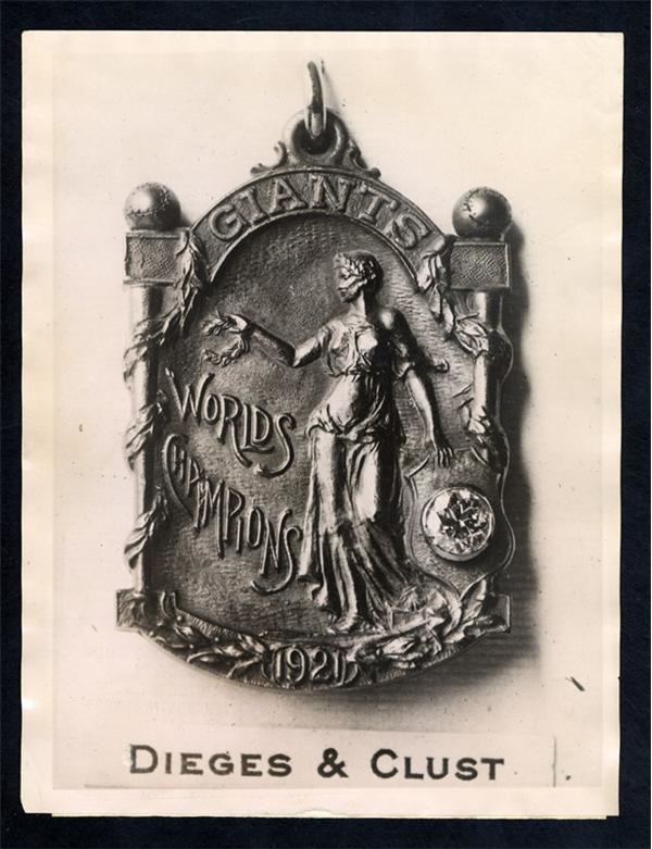 - 1921 World Champion New York Giants Victory Medal (1922)