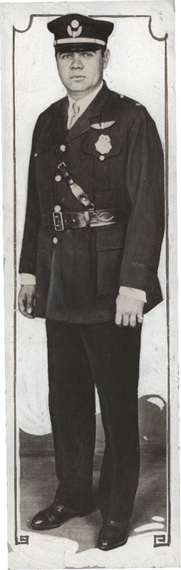 - 1925 Babe Ruth as Policeman Photo
