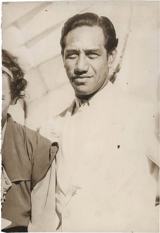 - 1935 Duke Kahanamoku Photo