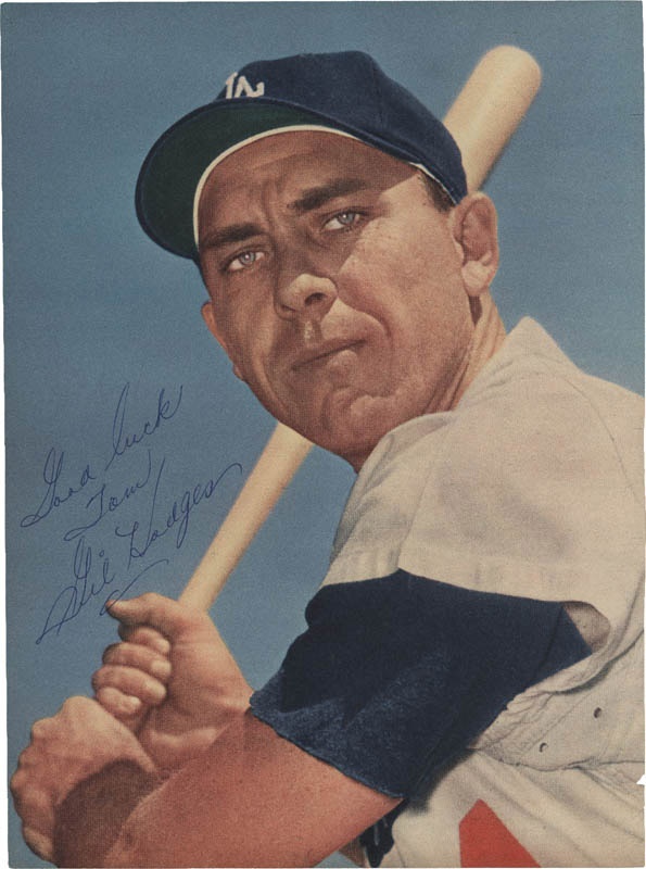 Baseball Autographs - Gil Hodges Vintage Signed Photo