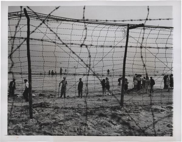 Rock And Pop Culture - 1940s Jewish Refugee Wire Photos (19)