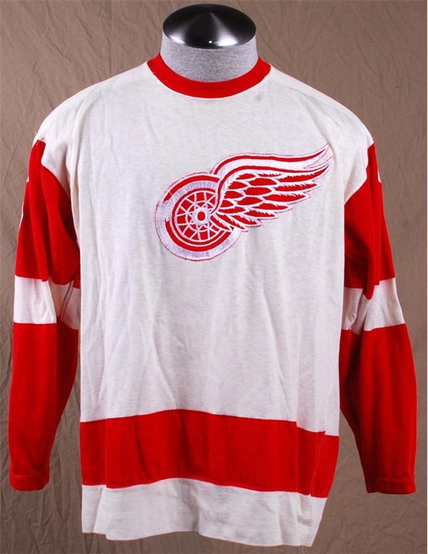 - 1960s Detroit Red Wings Game Issued Hockey Jersey
