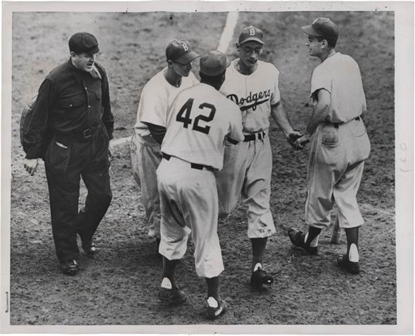 Baseball - Jackie Robinson Greeting Louis Olmo Dodgers Photograph (1949)