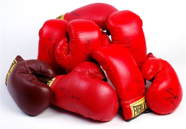 - Single Signed Boxing Glove Collection (8)