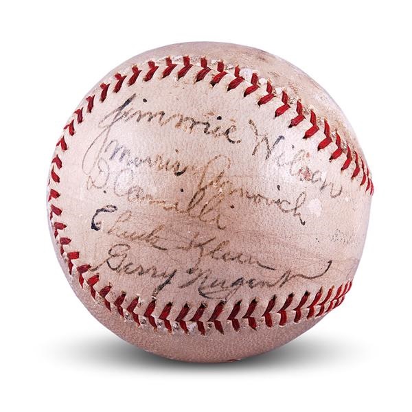 Baseball Autographs - Chuck Klein Signed Baseball
