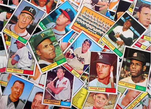 - 1961 Topps High Grade Baseball Cards (460)