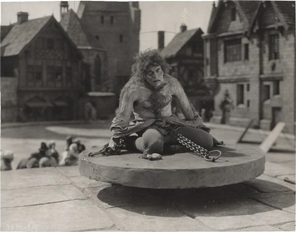 Hollywood - Hunchback of Notre Dame (1923)