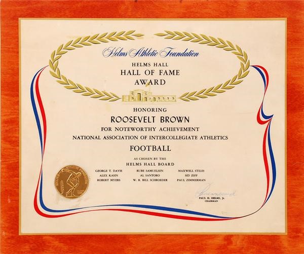 Memorabilia Football - Helms Hall of Fame Award Presented to Roosevelt Brown